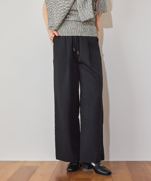 mysty woman(ミスティウーマン)の「サッカーストライプパンツ 647267(その他パンツ・レディース・ブラック/ベージュ/ネイビー・FREE)」の2枚目の写真