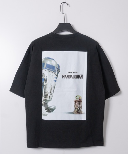 JOHN'S CLOSET（ジョンズクローゼット）の「【k】〔STAR WARS/スターウォーズ〕Mandalorian Tシャツ（Tシャツ/カットソー・メンズ・ブラック系その他/ホワイト系その他2/ブラック系その他2/ホワイト系その他・MEDIUM/LARGE）」の3枚目の写真