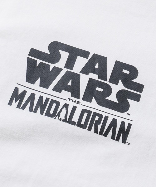JOHN'S CLOSET（ジョンズクローゼット）の「【k】〔STAR WARS/スターウォーズ〕Mandalorian Tシャツ（Tシャツ/カットソー・メンズ・ブラック系その他/ホワイト系その他2/ブラック系その他2/ホワイト系その他・MEDIUM/LARGE）」の5枚目の写真