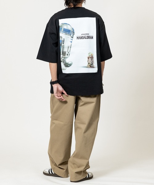 JOHN'S CLOSET（ジョンズクローゼット）の「【k】〔STAR WARS/スターウォーズ〕Mandalorian Tシャツ（Tシャツ/カットソー・メンズ・ブラック系その他/ホワイト系その他2/ブラック系その他2/ホワイト系その他・MEDIUM/LARGE）」の19枚目の写真