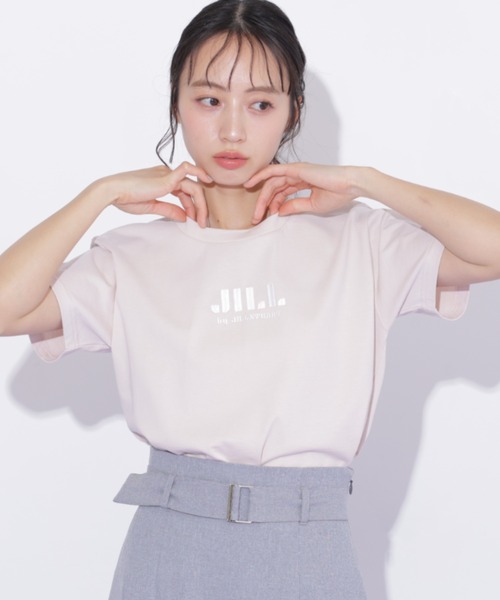 JILL by JILL STUART(ジルバイジルスチュアート)の「刺繍ロゴTシャツオーガニックコットン(Tシャツ/カットソー・レディース・ブルー/ブラック/ホワイト/ピンク・FREE)」の1枚目の写真