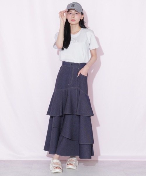 JILL by JILL STUART(ジルバイジルスチュアート)の「【新色追加】刺繍ロゴTシャツオーガニックコットン(Tシャツ/カットソー・レディース・ブルー/ブラック/ホワイト/ピンク/ホワイト系その他/ホワイト系その他3/ピンク系その他・FREE)」の22枚目の写真