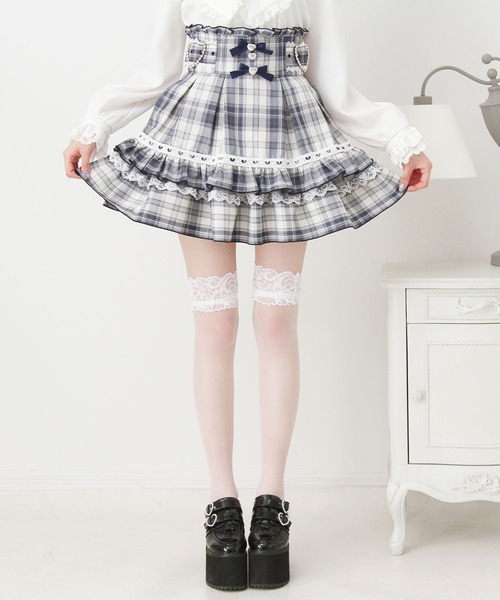 DearMyLove(ディアマイラブ)の「ハートバックルビジューフレアスカート(スカート・レディース・チェック/ブラック・LARGE/3L/MEDIUM)」の12枚目の写真