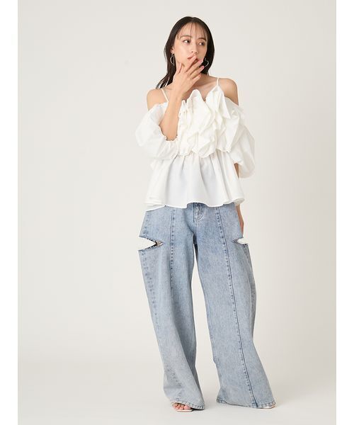 FRAY I.D（フレイアイディー）の「フラワーライクフリルペプラムブラウス（シャツ/ブラウス・レディース・ブルー/ホワイト/ブラック・F）」の13枚目の写真