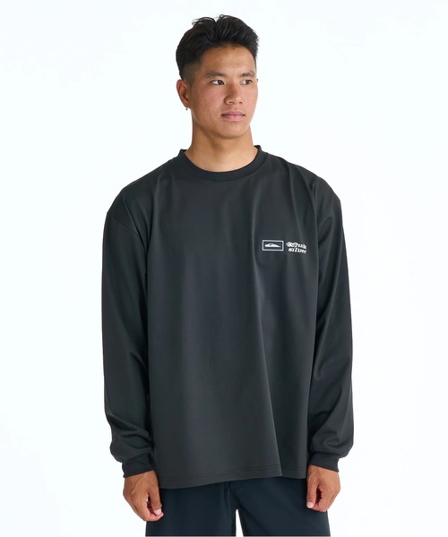 Quiksilver(クイックシルバー)の「QUIKSILVER メンズ MERCURY BOX LS 長袖サーフTシャツ 【2026年春夏モデル】/クイックシルバー速乾水陸両用UVカット接触冷感ラッシュガード(Tシャツ/カットソー・メンズ・ブラック/ホワイト/カーキ・LARGE/MEDIUM/X-LARGE/SMALL)」の10枚目の写真
