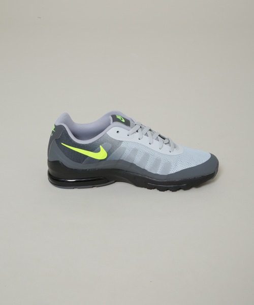 NIKE(ナイキ)の「NIKE/ナイキ エア マックス インビガー(スニーカー・メンズ・グレー・26/27/28)」の3枚目の写真