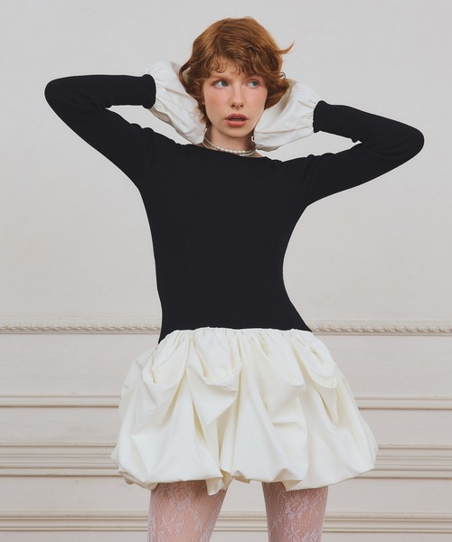 EIMY ISTOIRE（エイミーイストワール）の「ボリュームヘムドッキングニットワンピ（ワンピース・レディース・ブラック/アイボリー/レッド・F）」の4枚目の写真