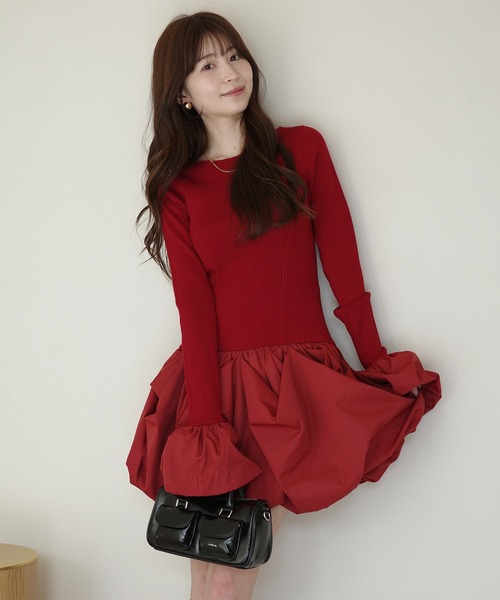 EIMY ISTOIRE（エイミーイストワール）の「ボリュームヘムドッキングニットワンピ（ワンピース・レディース・ブラック/アイボリー/レッド・F）」の22枚目の写真