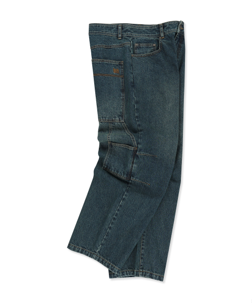 BROWNBREATH（ブラウンブレス）の「POCKET CARPENTER CURVED DENIM PANTS - BLUE（デニムパンツ・レディース・その他・SMALL/MEDIUM/LARGE/X-LARGE）」の3枚目の写真