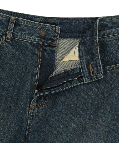 BROWNBREATH（ブラウンブレス）の「POCKET CARPENTER CURVED DENIM PANTS - BLUE（デニムパンツ・レディース・その他・SMALL/MEDIUM/LARGE/X-LARGE）」の5枚目の写真