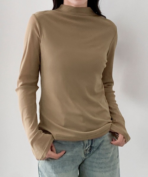 LOWO(ロワ)の「プチハイネック シアートップス カットソー 長袖 きれいめ インナー(Tシャツ/カットソー・レディース・キャメル/アイボリー/チャコールグレー/ブラウン/ブラック・L/M)」の1枚目の写真