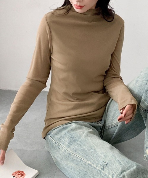 LOWO(ロワ)の「プチハイネック シアートップス カットソー 長袖 きれいめ インナー(Tシャツ/カットソー・レディース・キャメル/アイボリー/チャコールグレー/ブラウン/ブラック・L/M)」の7枚目の写真