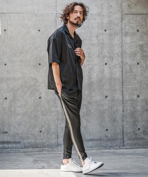 1minute 1second(ワンミニットワンセカンド)の「mhs2563-twill stretch open-collar shirt オープンカラーシャツ(1M26N120)(シャツ/ブラウス・メンズ・ブラック/グレイッシュベージュ/チャコール・XL/L/M/S)」の6枚目の写真