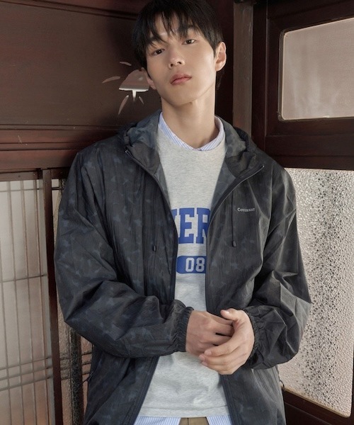 COVERNAT(カバーナット)の「PACKABLE LIGHTWEIGHT WINDBREAKER(ナイロンジャケット・メンズ・アイボリー/チャコールグレー/カモフラージュ・XX-LARGE/X-LARGE/LARGE/MEDIUM/SMALL)」の15枚目の写真