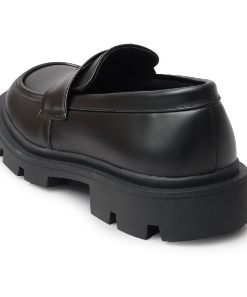 BACKYARD FAMILY(バックヤードファミリー)の「glabella PLATFORM WIDE COIN LOAFERS(ローファー・メンズ・ブラック・S/L)」の9枚目の写真