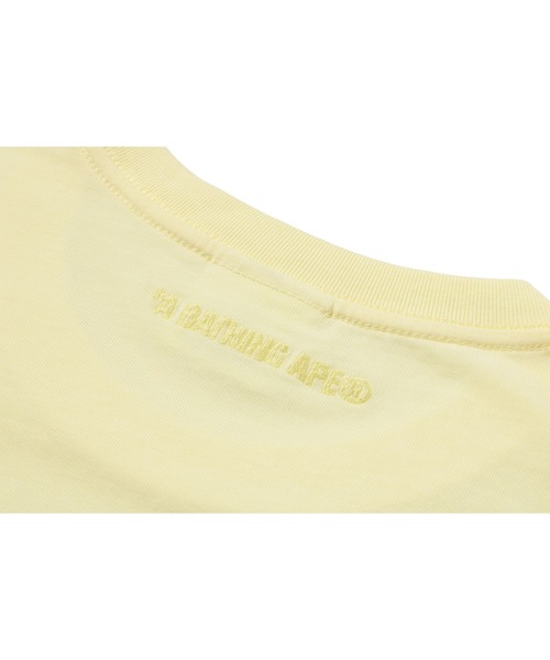 A BATHING APE(アベイシングエイプ)の「BAPE BEE ONE POINT TEE(Tシャツ/カットソー・メンズ・グレー/ブラック/ネイビー/イエロー・LARGE/SMALL/MEDIUM/X-LARGE/XX-LARGE/XXX-LARGE)」の16枚目の写真