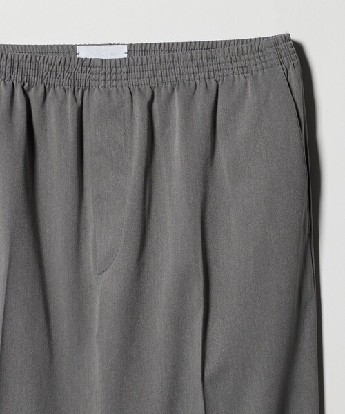 CELLAR DOOR（セラドール）の「＜Cellar Door＞ALFRED/ソリッド オールギャザー イージースラックス（スラックス・メンズ・ブラック/グレー系・48/46/44）」の4枚目の写真