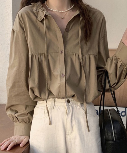 mielu(ミエル)の「フロントボタンシャツブラウス(シャツ/ブラウス・レディース・ホワイト/ベージュ・MEDIUM/LARGE)」の6枚目の写真