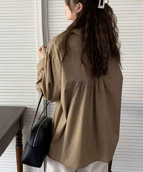 mielu(ミエル)の「フロントボタンシャツブラウス(シャツ/ブラウス・レディース・ホワイト/ベージュ・MEDIUM/LARGE)」の7枚目の写真