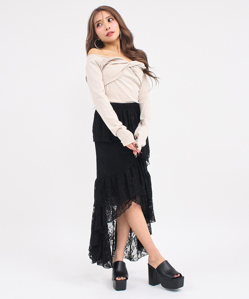 ANAP（アナップ）の「フロントツイスト ロングTシャツ（Tシャツ/カットソー・レディース・グレー/グレイッシュベージュ/ブラック/ホワイト・F）」の15枚目の写真
