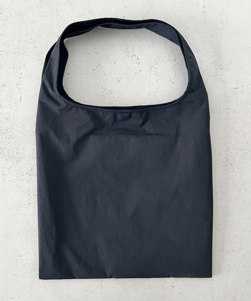 THE NORTH FACE(ザノースフェイス)の「【国内未発売 】THE NORTH FACE(ザ・ノースフェイス)/A4収納可 トートバッグ サブバッグ エコバッグ/WL TRIG BAG(ショルダーバッグ・レディース・ブラック/グレー・FREE)」の11枚目の写真