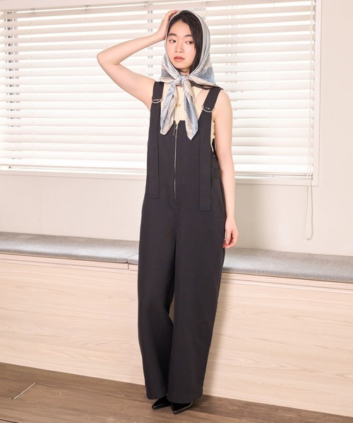 mysty woman（ミスティウーマン）の「リネンライクサロペット 678991（サロペット/オーバーオール・レディース・ブラック/グレー・FREE）」の4枚目の写真