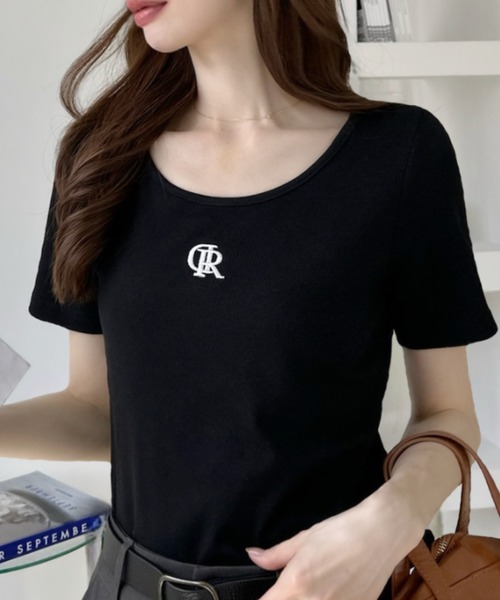 Ada.(エイダ)の「ワンポイント刺繍 Uネック 半袖 Tシャツ(Tシャツ/カットソー・レディース・ブラック/チャコール/グレー/オフホワイト・FREE)」の12枚目の写真