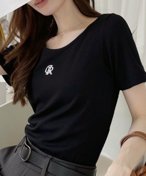Ada.(エイダ)の「ワンポイント刺繍 Uネック 半袖 Tシャツ(Tシャツ/カットソー・レディース・ブラック/チャコール/グレー/オフホワイト・FREE)」の16枚目の写真