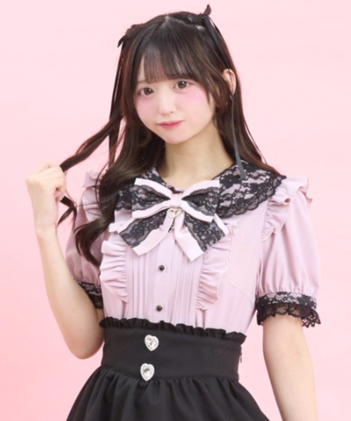 Secret Honey(シークレットハニー)の「レース襟ピンタックブラウス(シャツ/ブラウス・レディース・ブラック/オフホワイト/ピンク・MEDIUM)」の2枚目の写真