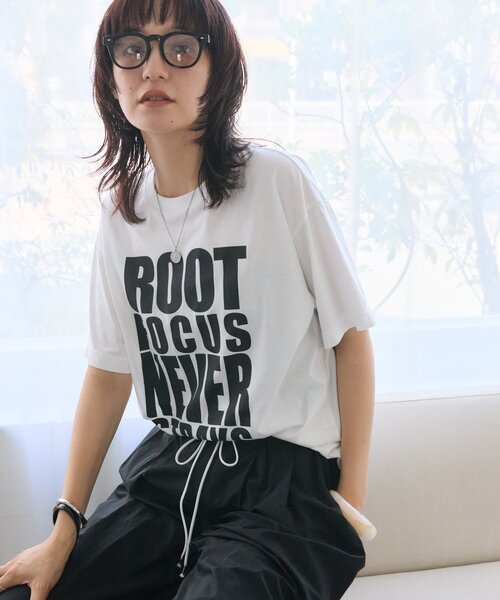 RIVE DROITE(リヴドロワ)の「【接触冷感】アソートロゴTee(Tシャツ/カットソー・レディース・チャコールグレー/ライトベージュ/ホワイト・FREE)」の2枚目の写真