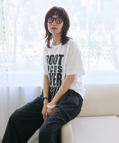 RIVE DROITE(リヴドロワ)の「【接触冷感】アソートロゴTee(Tシャツ/カットソー・レディース・チャコールグレー/ライトベージュ/ホワイト・FREE)」の17枚目の写真