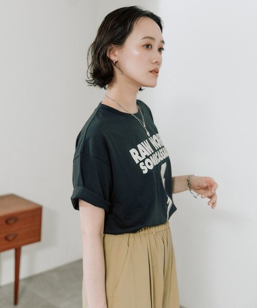 RIVE DROITE(リヴドロワ)の「【接触冷感】アソートロゴTee(Tシャツ/カットソー・レディース・チャコールグレー/ライトベージュ/ホワイト・FREE)」の7枚目の写真
