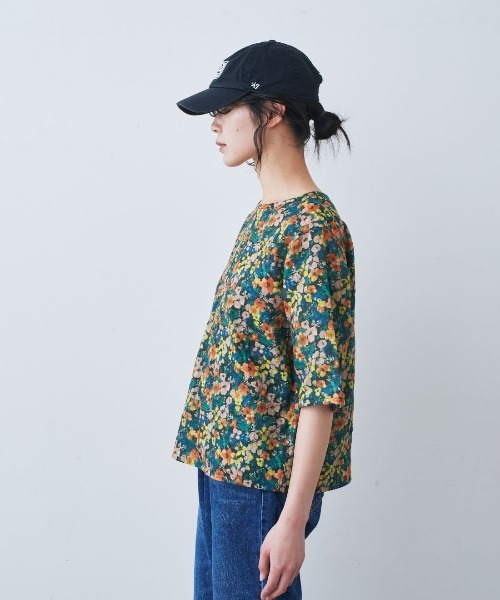 mensha!(メンシャ)の「mensha! ヴィンテージライクな 花柄ガーゼTブラウス(シャツ/ブラウス・レディース・ブルー系その他/ブラック系その他/ホワイト系その他・M/L/LL/3L)」の7枚目の写真