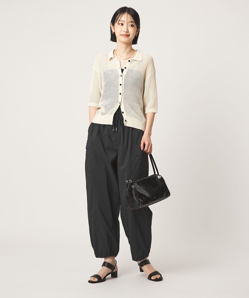 green label relaxing(グリーンレーベルリラクシング)の「バルーン カーゴ パンツ UVカット(カーゴパンツ・レディース・ベージュ/ブラック・FREE)」の9枚目の写真