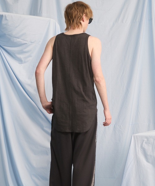 MAISON SPECIAL(メゾンスペシャル)の「《UNISEX》Fraise Layered Round Tank Top/フライスレイヤードラウンドタンクトップ【MAISON SPECIAL/メゾンスペシャル】(タンクトップ・メンズ・チャコールグレー/グレー/ホワイト/ブラック・1/0/2)」の5枚目の写真