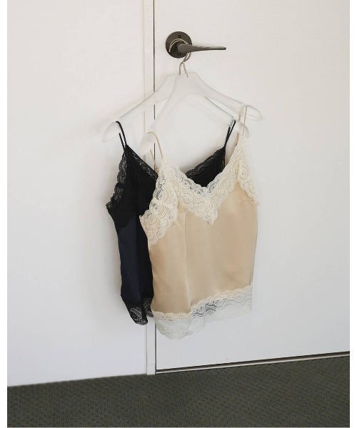 anuke(アンヌーク)の「Satin Lace Camisole 62610425(Tシャツ/カットソー・メンズ・ネイビー/オフホワイト・FREE)」の3枚目の写真