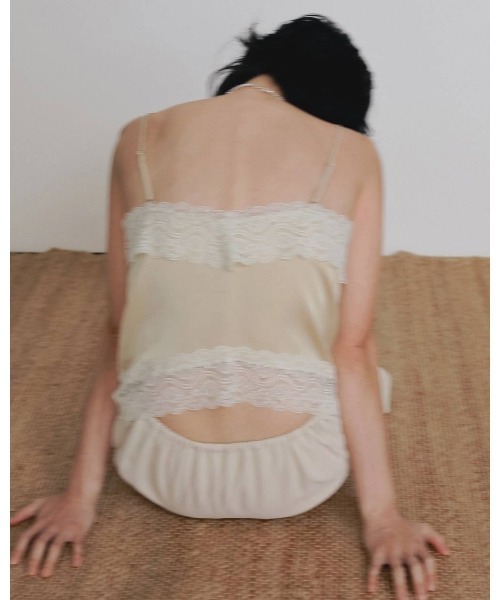 anuke(アンヌーク)の「Satin Lace Camisole 62610425(Tシャツ/カットソー・メンズ・ネイビー/オフホワイト・FREE)」の6枚目の写真