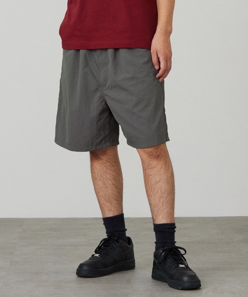 Lee（リー）の「Lee/リー COMFY SHORTS【SLIMからWIDEまで選べる4シルエット】（デニムパンツ・メンズ・インディゴブルー/オレンジ/チャコール・29/31/35/33）」の2枚目の写真