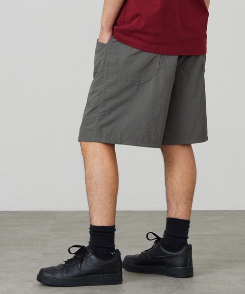 Lee（リー）の「Lee/リー COMFY SHORTS【SLIMからWIDEまで選べる4シルエット】（デニムパンツ・メンズ・インディゴブルー/オレンジ/チャコール・29/31/35/33）」の6枚目の写真