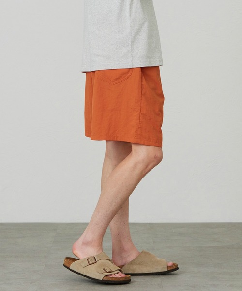 Lee（リー）の「Lee/リー COMFY SHORTS【SLIMからWIDEまで選べる4シルエット】（デニムパンツ・メンズ・インディゴブルー/オレンジ/チャコール・29/31/35/33）」の17枚目の写真