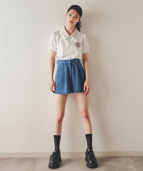 REDYAZEL(レディアゼル)の「レーザーカットデニムショートパンツ(その他パンツ・レディース・ホワイト/ネイビー/サックスブルー・MEDIUM/SMALL)」の4枚目の写真