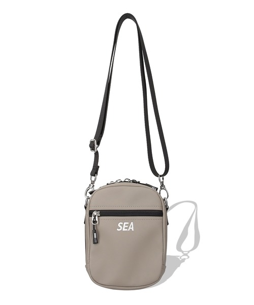 WIND AND SEA(ウィンダンシー)の「SMALL SHOULDER BAG(ショルダーバッグ・メンズ・ネイビー/ベージュ/ブラック/シルバー・FREE)」の3枚目の写真