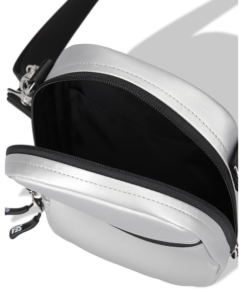 WIND AND SEA(ウィンダンシー)の「SMALL SHOULDER BAG(ショルダーバッグ・メンズ・ネイビー/ベージュ/ブラック/シルバー・FREE)」の17枚目の写真