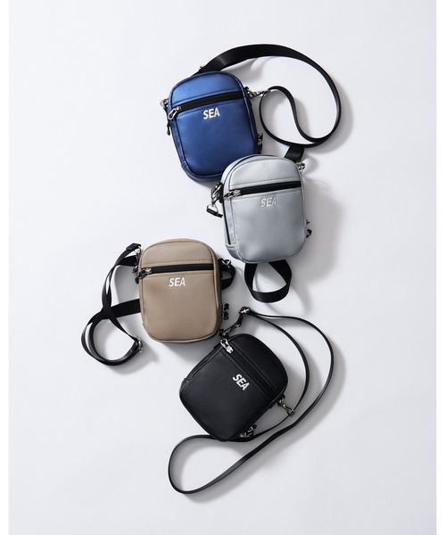 WIND AND SEA(ウィンダンシー)の「SMALL SHOULDER BAG(ショルダーバッグ・メンズ・ネイビー/ベージュ/ブラック/シルバー・FREE)」の5枚目の写真