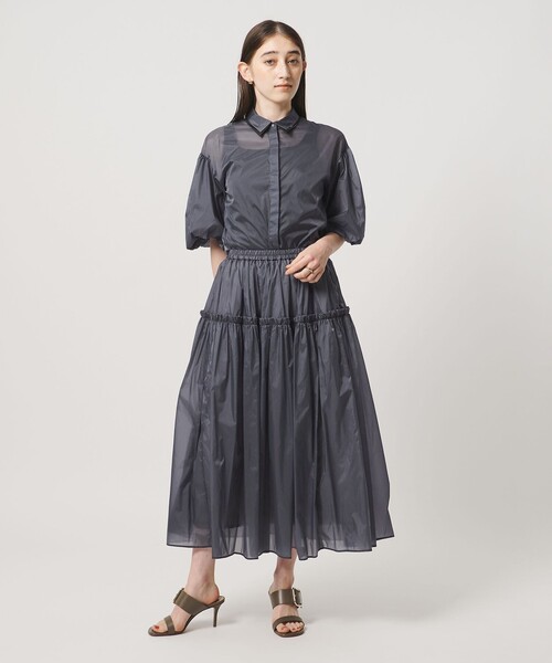 UNITED ARROWS（ユナイテッドアローズ）の「シアー タフタ ギャザースカート ‐はっ水 ウォッシャブル‐（スカート・レディース・ダークブラウン/ライトブルー・36/38）」の5枚目の写真