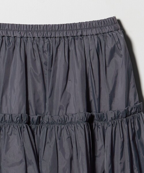 UNITED ARROWS（ユナイテッドアローズ）の「シアー タフタ ギャザースカート ‐はっ水 ウォッシャブル‐（スカート・レディース・ダークブラウン/ライトブルー・36/38）」の14枚目の写真