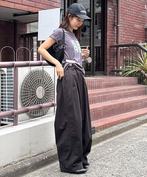 fredy emue(フレディエミュ)の「ミリタリーボリュームパンツ(その他パンツ・レディース・ブラック/ベージュ/カーキ・38)」の12枚目の写真