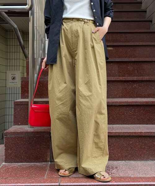 fredy emue(フレディエミュ)の「ミリタリーボリュームパンツ(その他パンツ・レディース・ブラック/ベージュ/カーキ・38)」の18枚目の写真