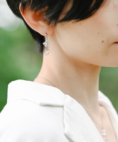 HARIO Lampwork Factory(ハリオランプワークファクトリー)の「ピアス サザレ(ピアス(両耳用)・レディース・クリア・FREE)」の9枚目の写真