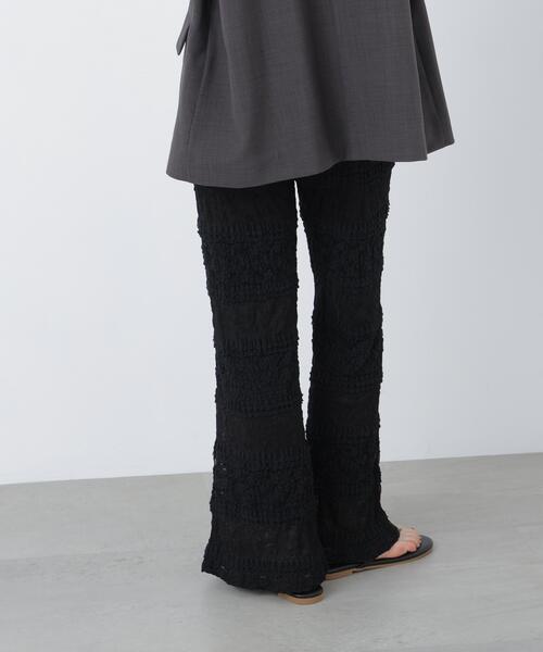 N.（N. Natural Beauty Basic）（エヌエヌナチュラルビューティーベーシック）の「レースフレアパンツ（その他パンツ・レディース・ブラック/オフホワイト・ﾌﾘ-）」の5枚目の写真
